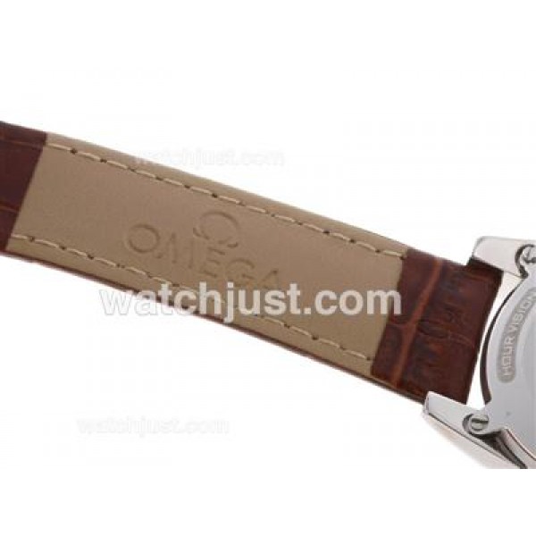 AAA Quality UK Sale Omega Hour Vision Automatic Replica Watch With White And Silvery Dial For Men
